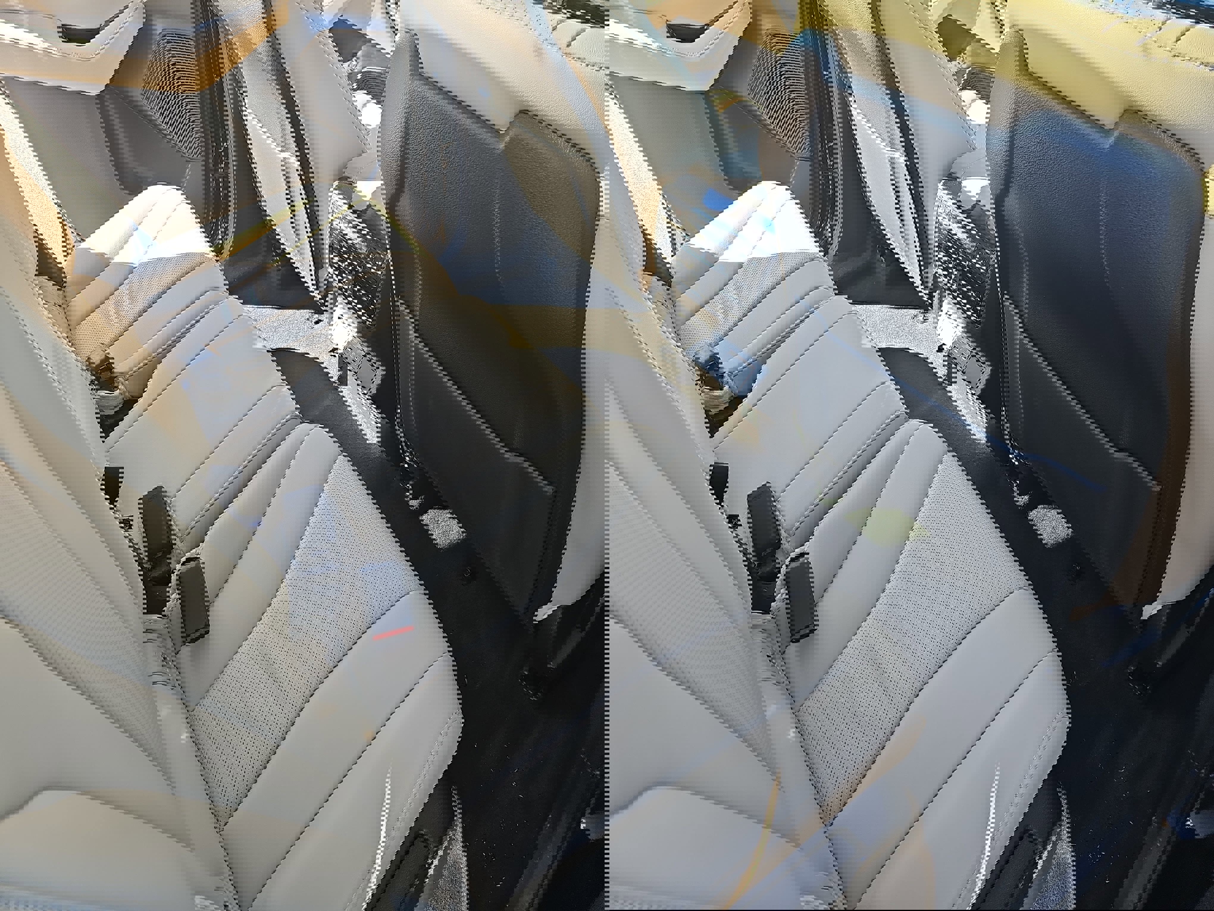 Used 2024 Acura MDX w/Technology Package image 11