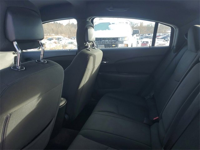 Used 2011 Chrysler 200 Touring w/ Cold Weather Group image 7