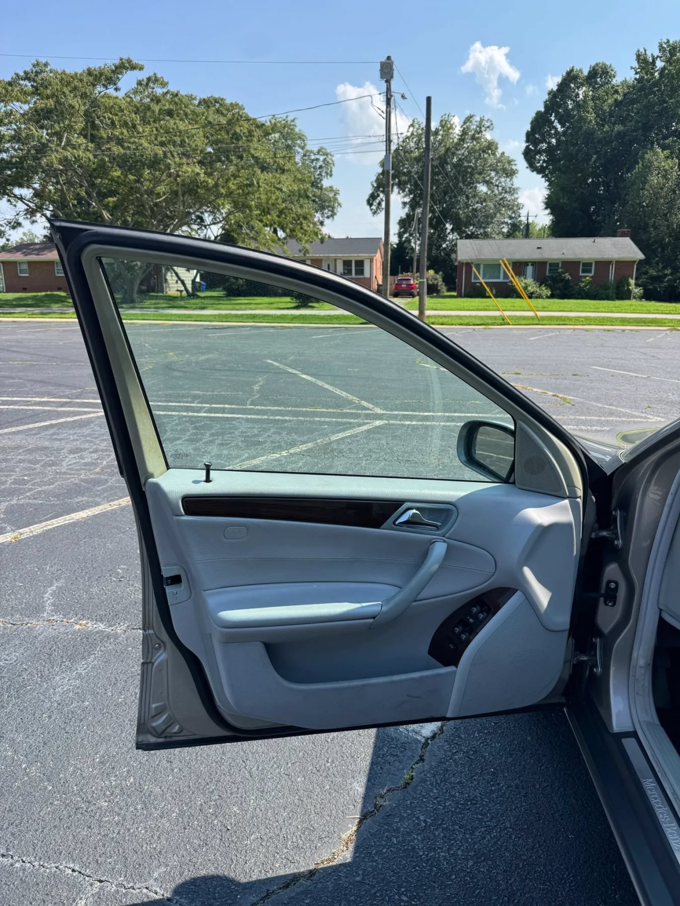 Used 2004 Mercedes-Benz C 240 Sedan image 19