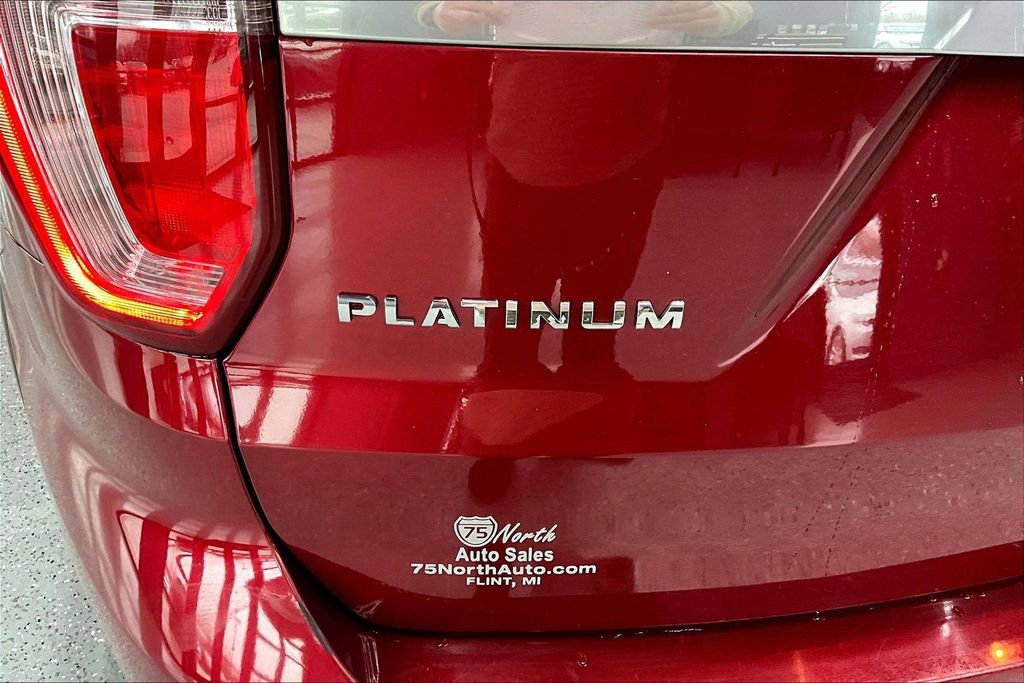 Used 2016 Ford Explorer Platinum image 26