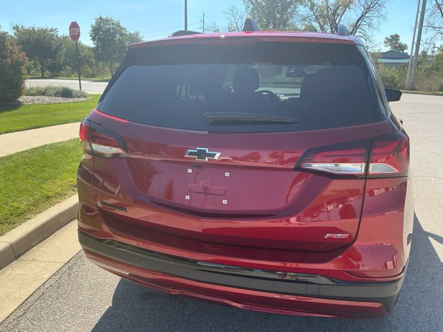 Used 2024 Chevrolet Equinox RS w/ LPO, Floor Liner Package FWD image 10