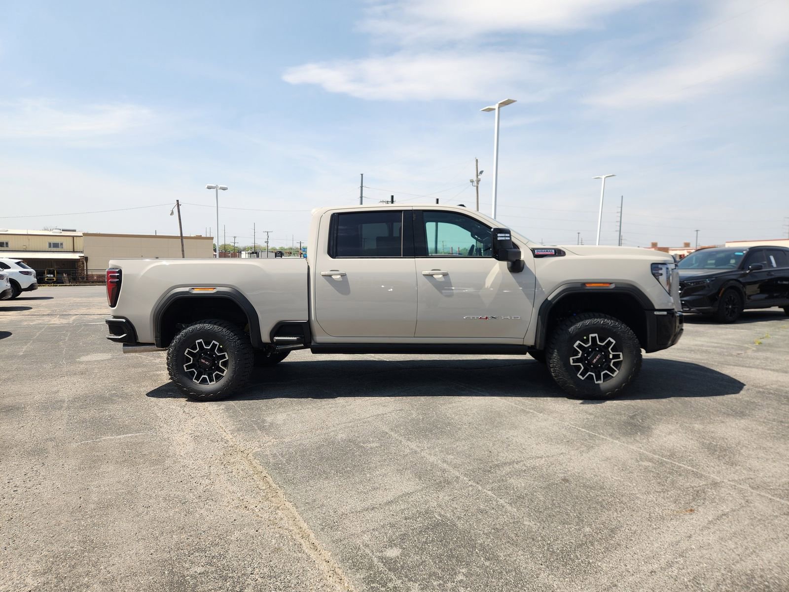 New 2026 GMC Sierra 2500 AT4X image 7