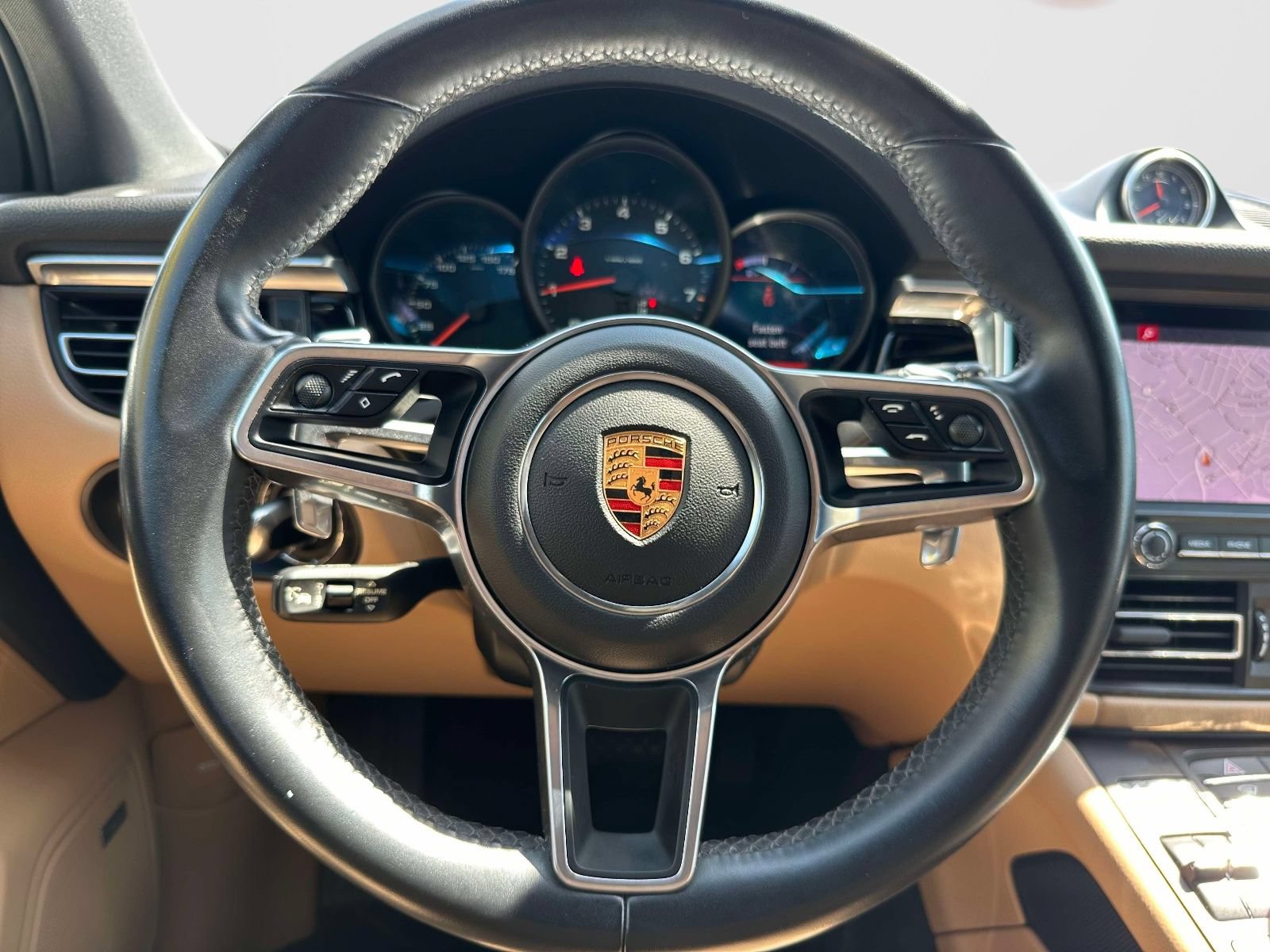 Used 2019 Porsche Macan AWD/4WD image 20
