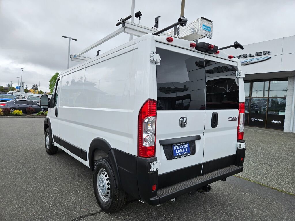 Used 2025 RAM ProMaster 2500 FWD image 3