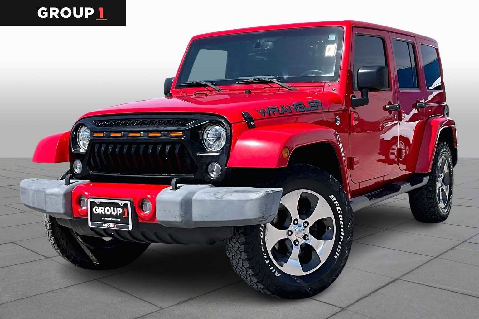 Used 2017 Jeep Wrangler Unlimited Sahara w/ Connectivity Group AWD/4WD image 1