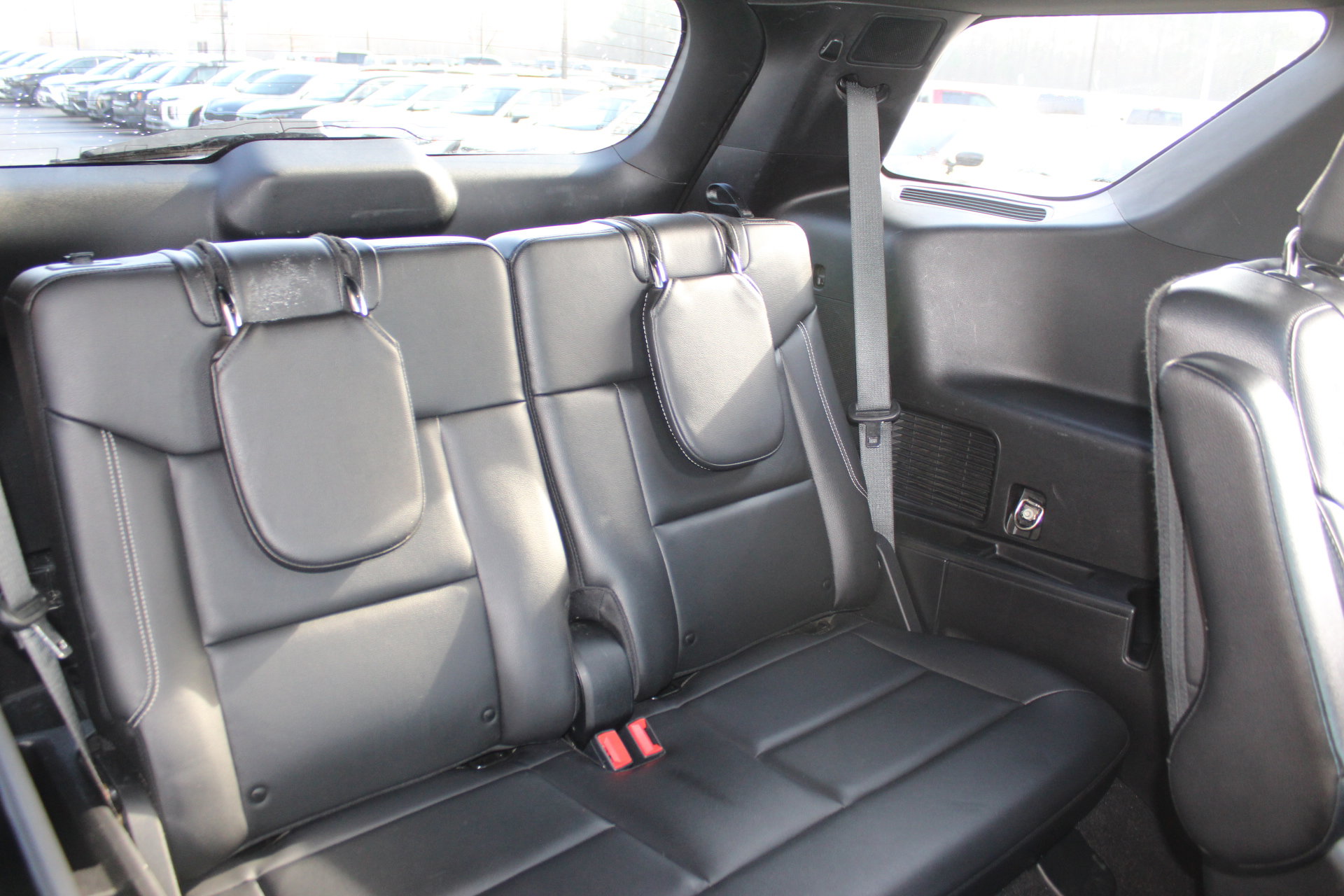 Used 2020 Ford Explorer ST w/ ST Street Pack image 37