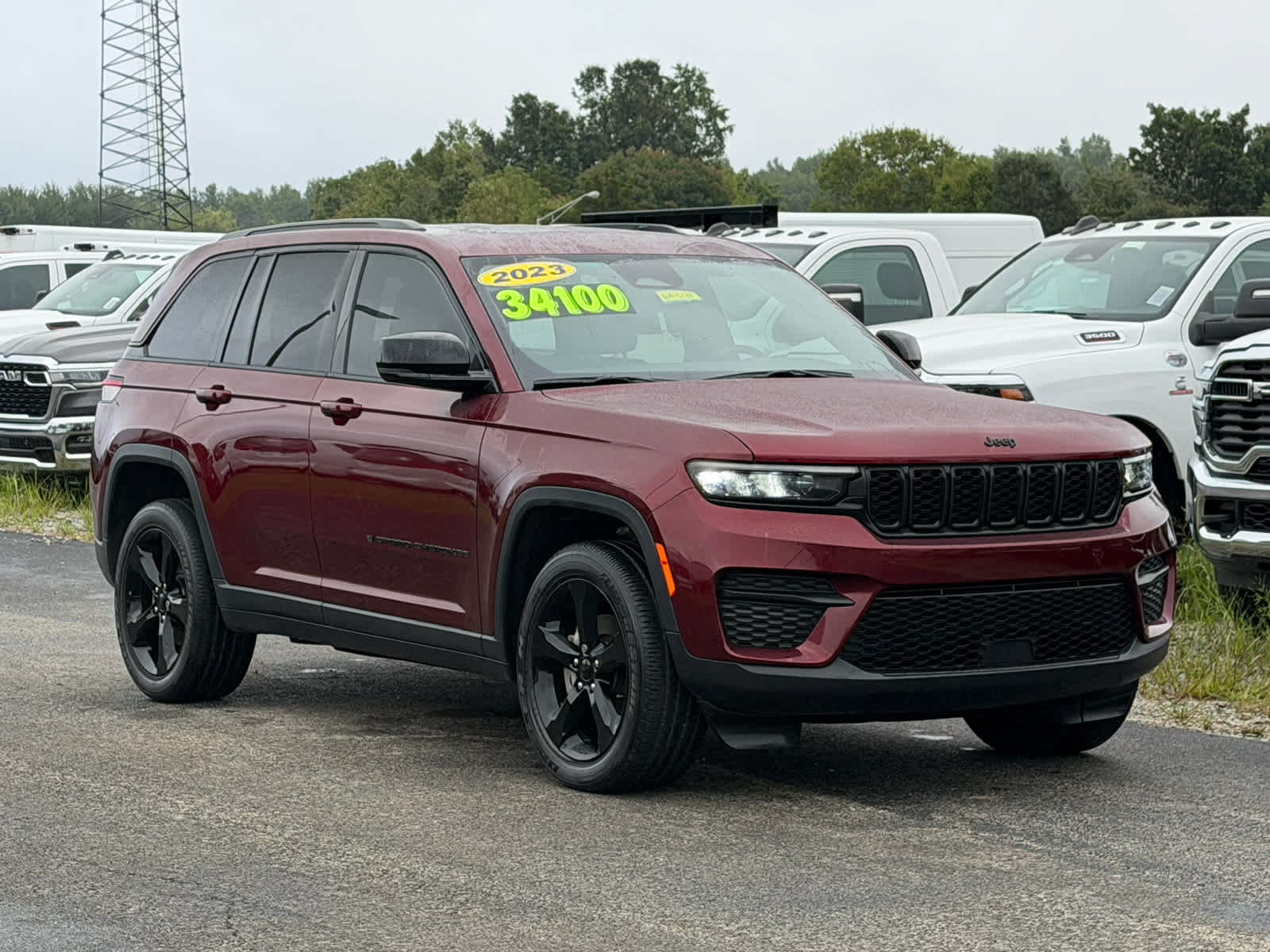 Used 2023 Jeep Grand Cherokee Altitude AWD/4WD image 1