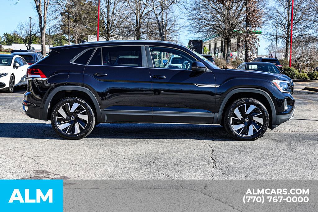 Used 2025 Volkswagen Atlas Cross Sport SE image 10