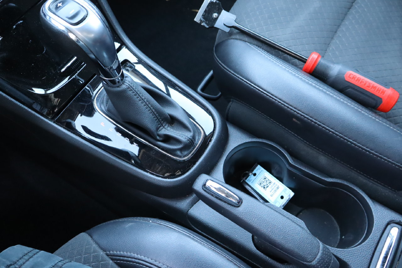 Used 2018 Buick Encore Sport Touring FWD image 22
