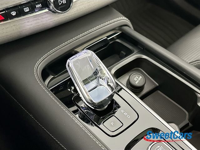 Used 2025 Volvo XC90 B6 Ultra w/ Protection Package Premier image 32