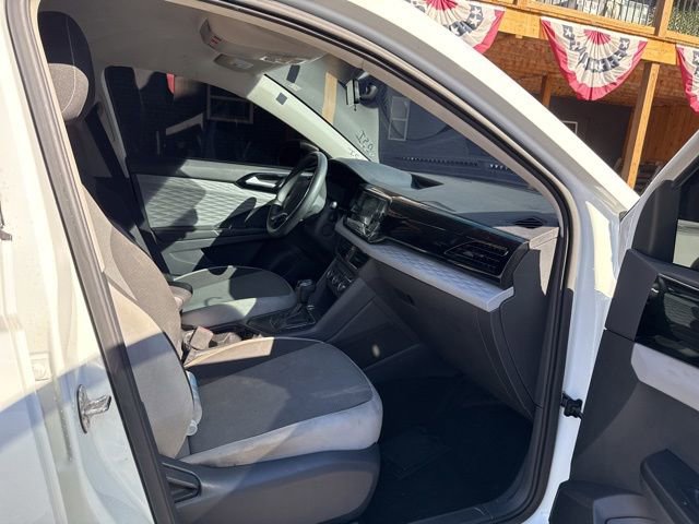 Used 2022 Volkswagen Taos S image 16