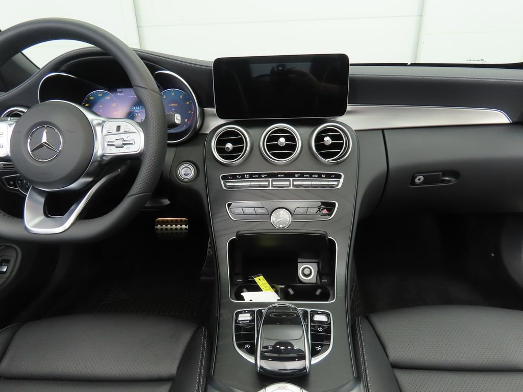 Used 2020 Mercedes-Benz C 300 Cabriolet image 13
