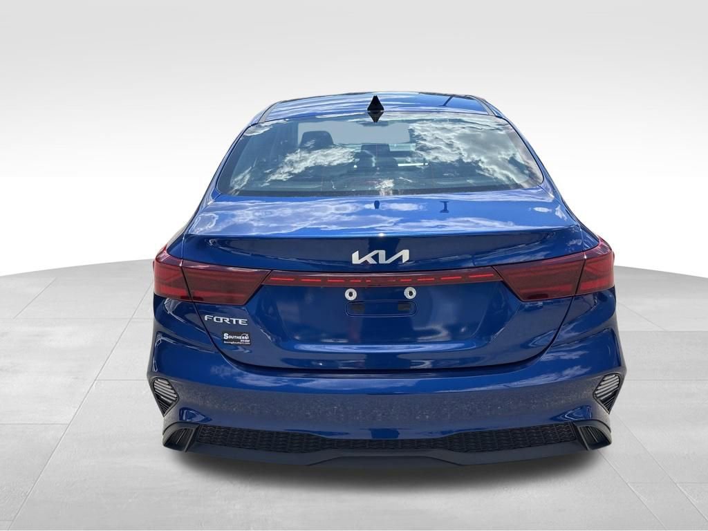 Used 2023 Kia Forte LXS FWD image 28