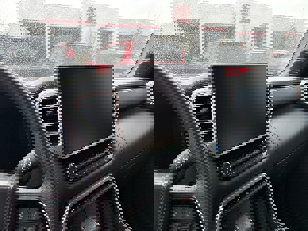 Used 2025 Toyota Tundra Platinum image 10