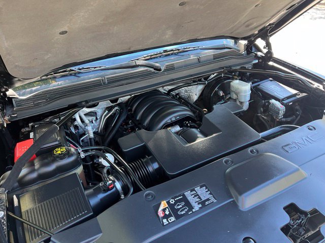 Used 2015 GMC Yukon Denali w/ Premium Package AWD/4WD image 44