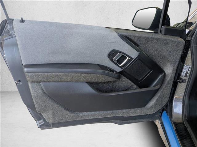 Used 2018 BMW i3 image 12
