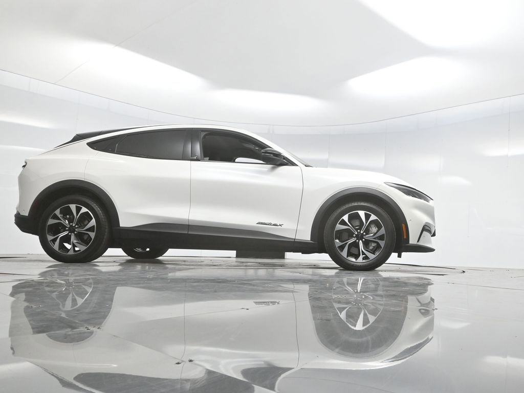 New 2024 Ford Mustang Mach-E Select image 40