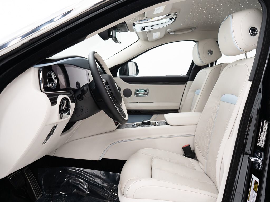 Certified 2025 Rolls-Royce Ghost image 15