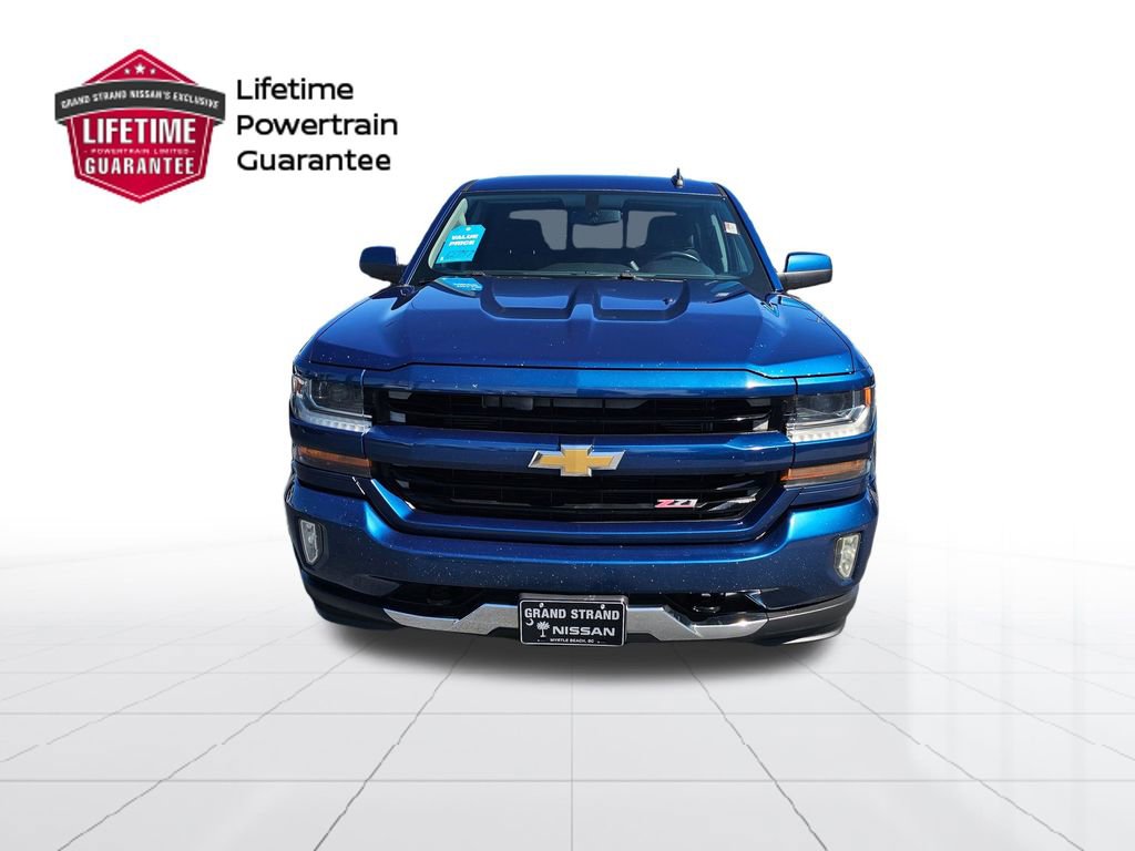 Used 2017 Chevrolet Silverado 1500 LT w/ All Star Edition AWD/4WD image 4
