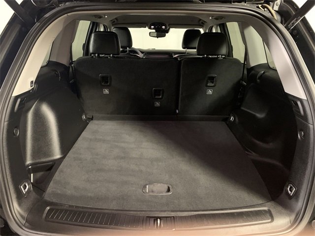 Used 2023 Jeep Grand Cherokee Limited image 25