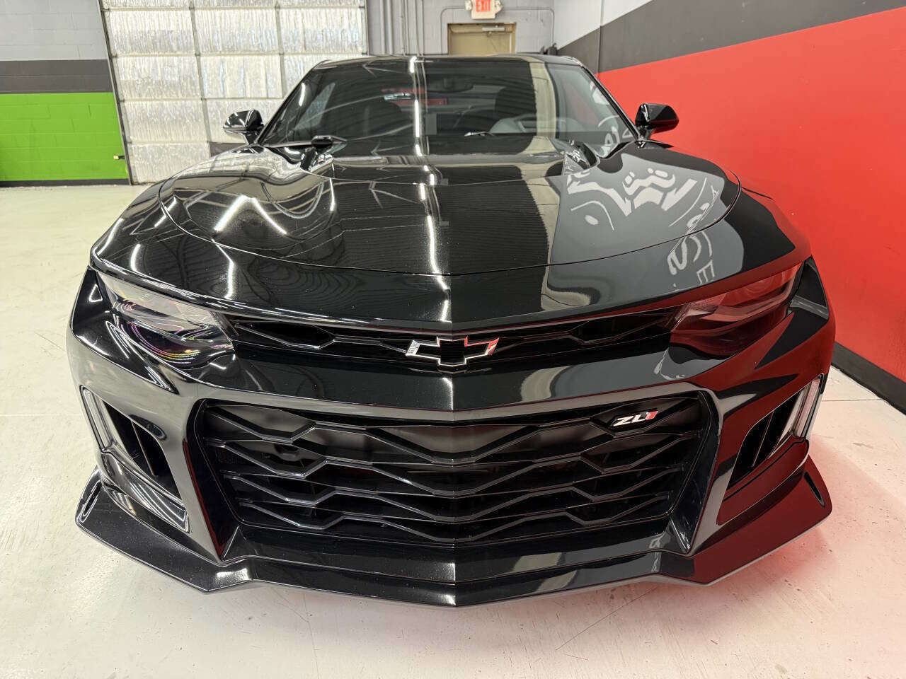 Used 2018 Chevrolet Camaro ZL1 RWD image 36