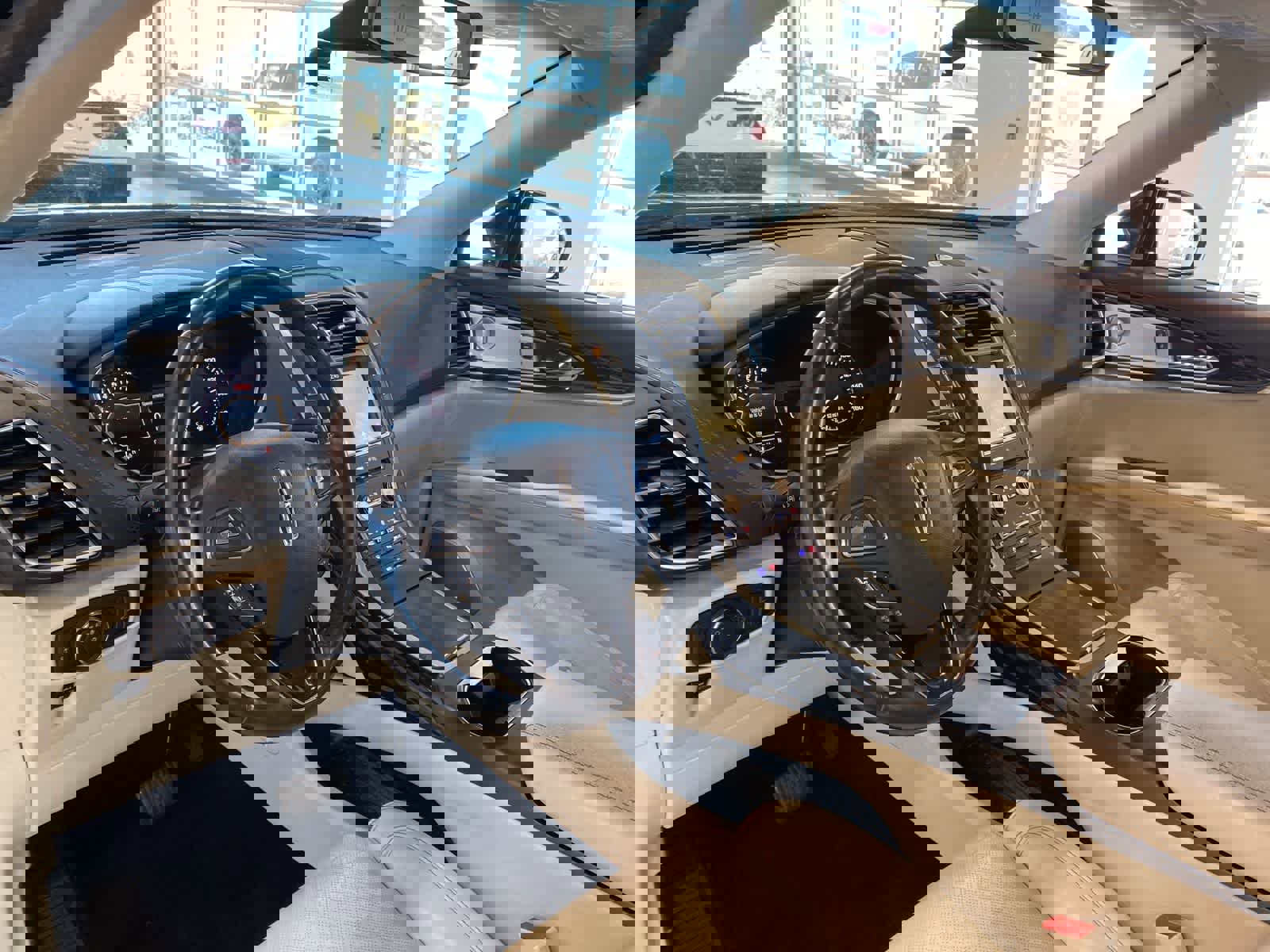 Used 2017 Lincoln MKX Black Label w/ Driver Assistance Package image 10