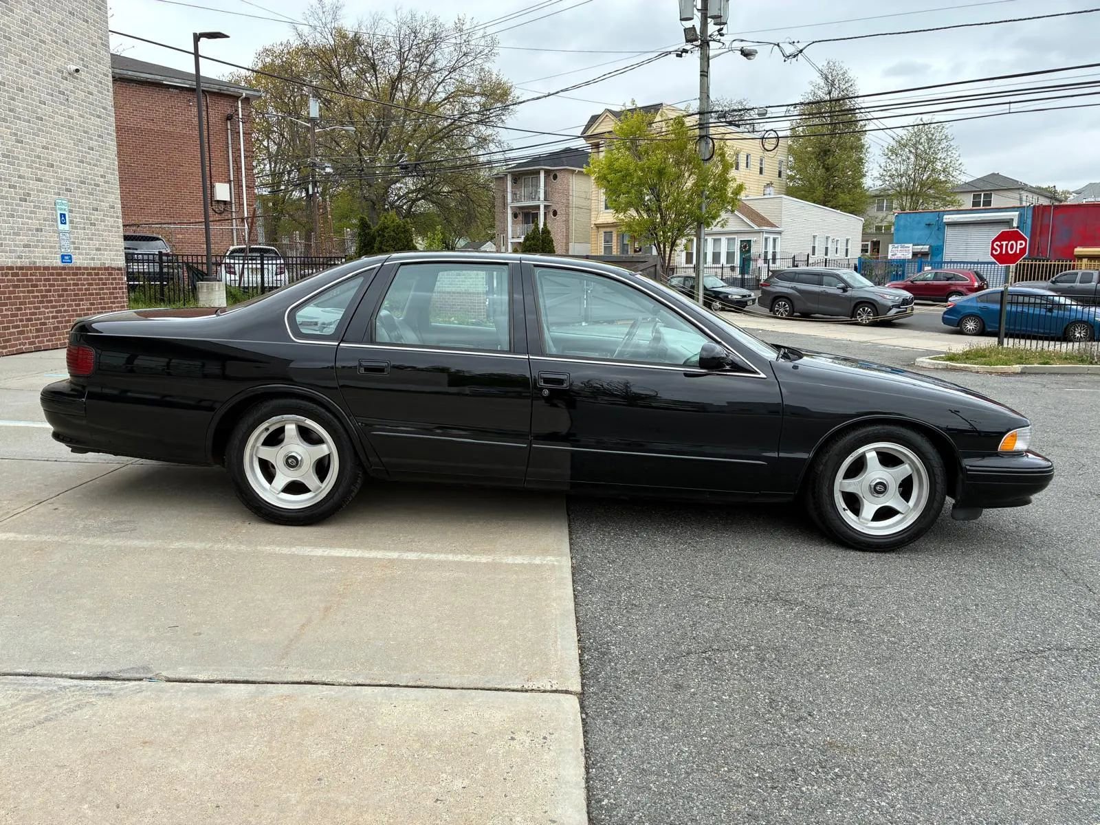 Used 1996 Chevrolet Impala SS RWD image 7