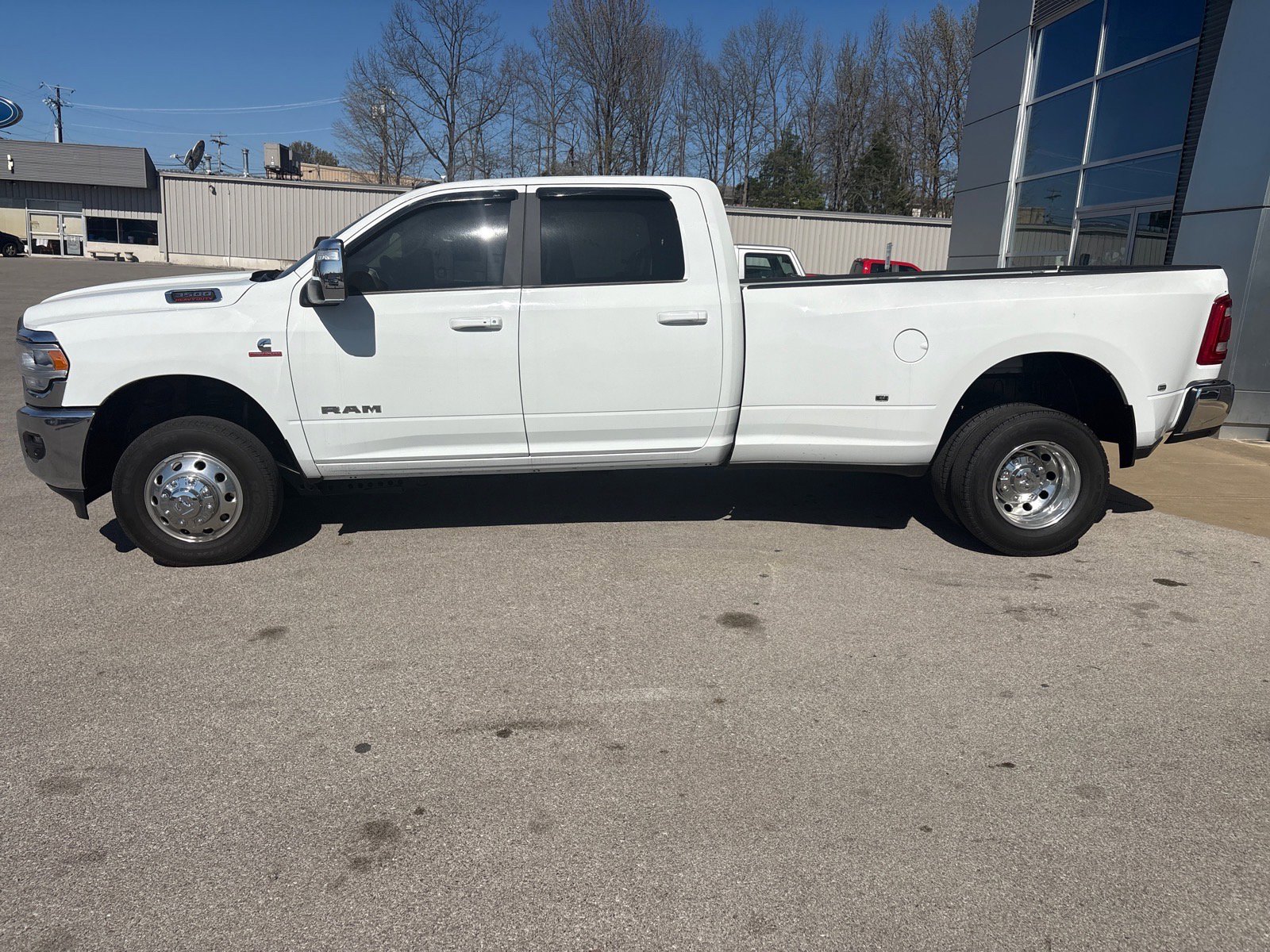 Used 2024 RAM 3500 Laramie image 2