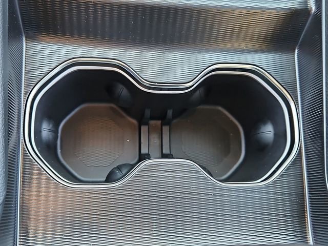 New 2026 Jeep Grand Cherokee Altitude RWD image 16