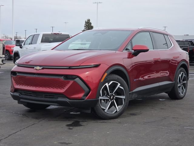 New 2026 Chevrolet Equinox EV LT image 2