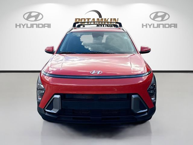 Used 2024 Hyundai Kona SEL image 2