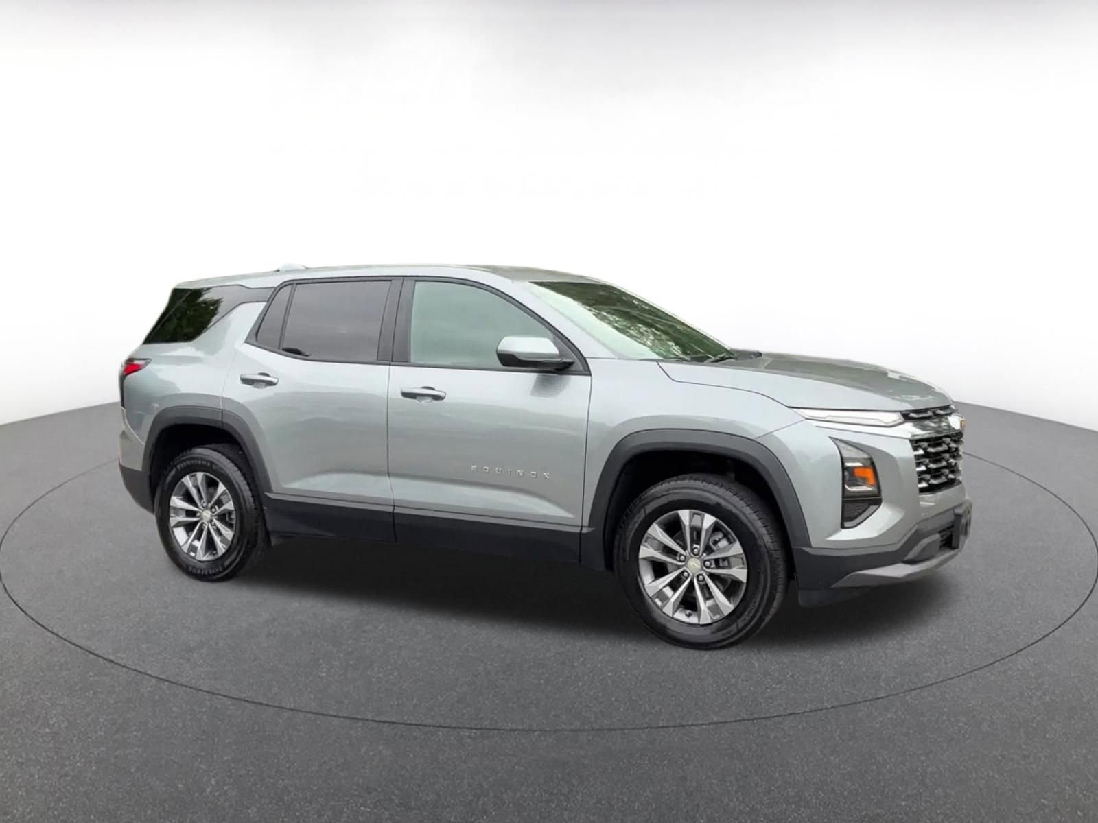 Used 2025 Chevrolet Equinox LT FWD video 2
