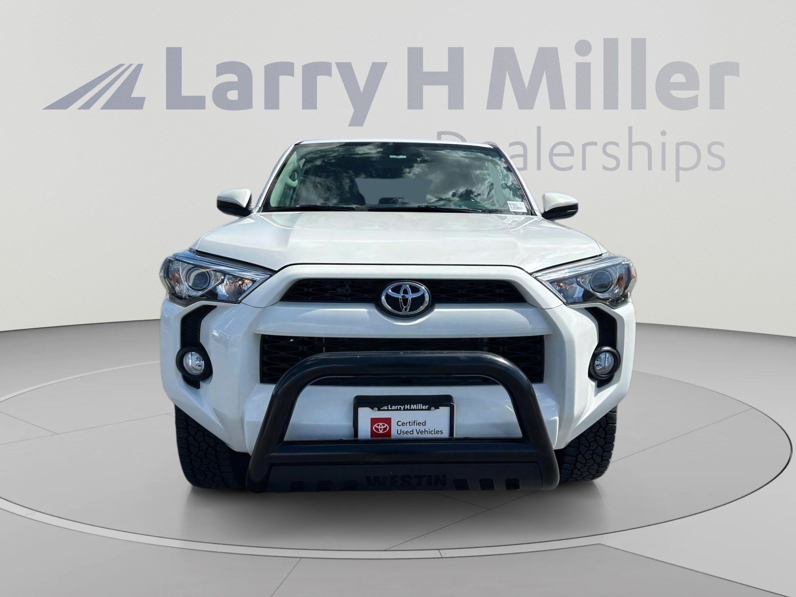 Certified 2019 Toyota 4Runner SR5 AWD/4WD image 9
