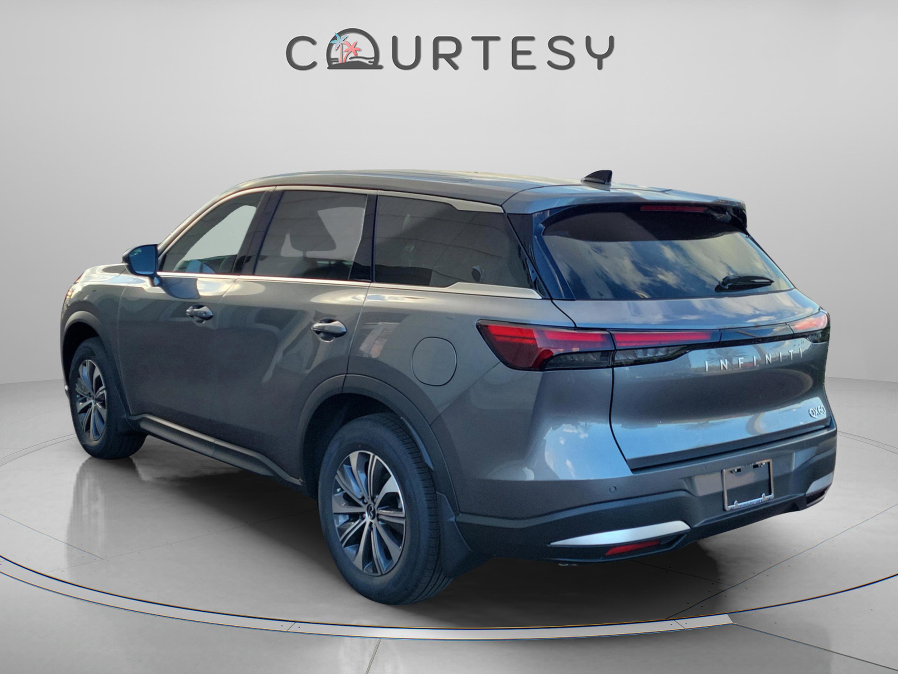 New 2026 INFINITI QX60 Pure w/ Family Package image 3
