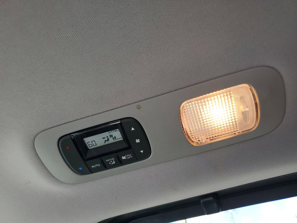 Used 2018 Honda Odyssey EX-L image 17