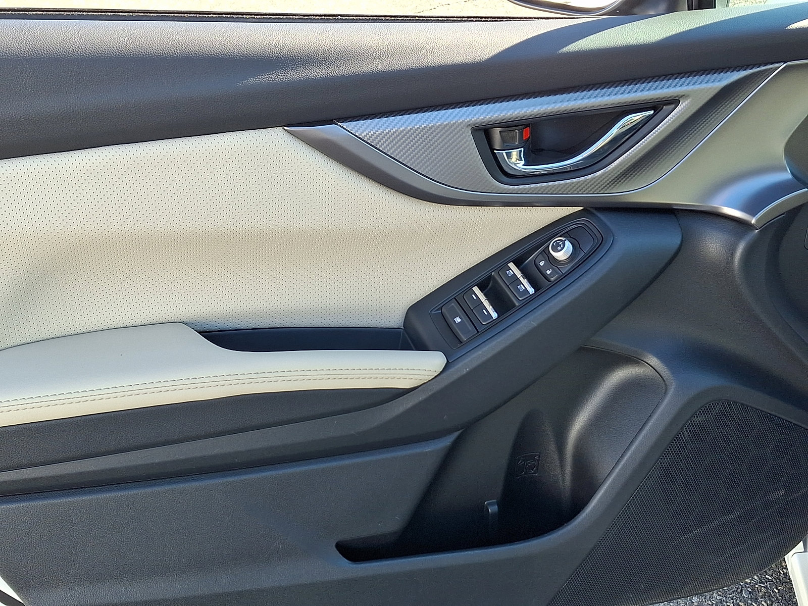 Certified 2022 Subaru Impreza 2.0i Limited image 12