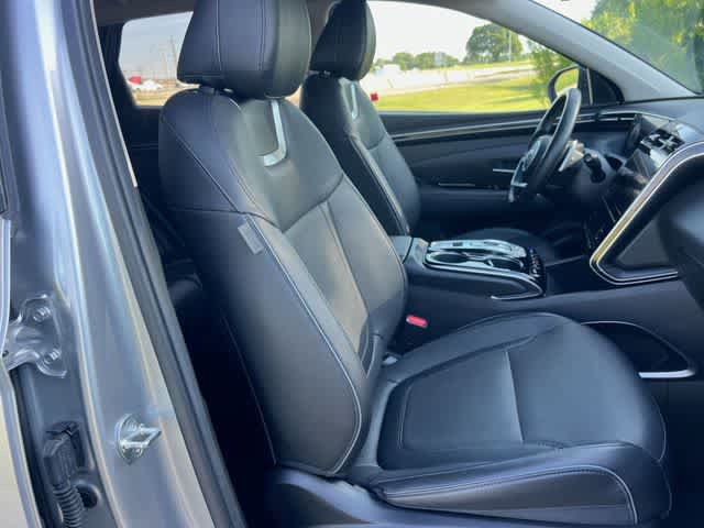 Used 2023 Hyundai Tucson Limited AWD/4WD image 12