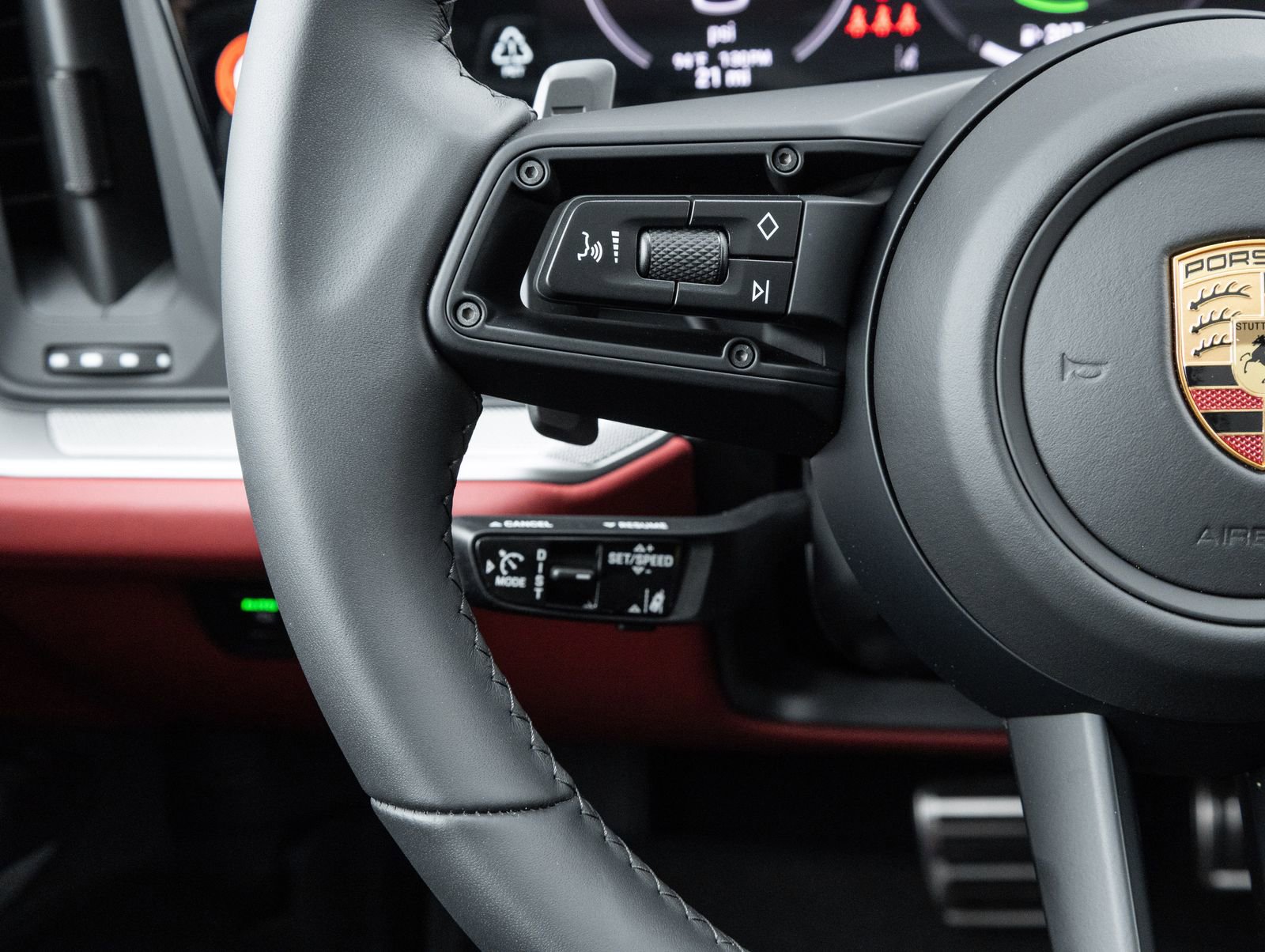 New 2026 Porsche Cayenne S AWD/4WD image 15