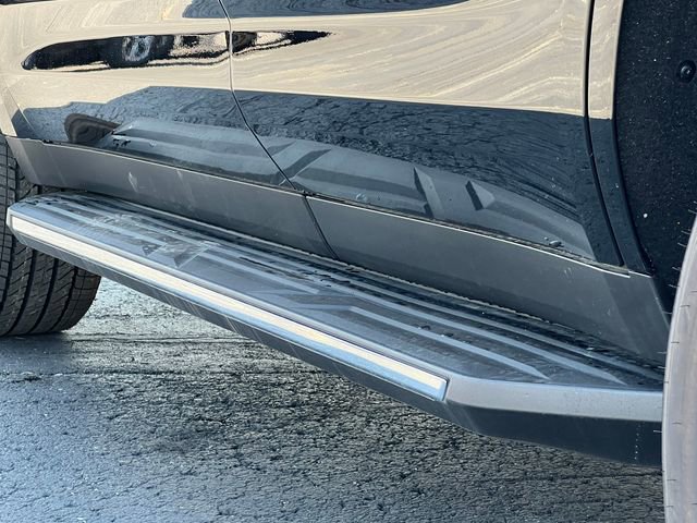 New 2026 Chevrolet Tahoe Premier w/ Sun And Tow Package AWD/4WD image 8