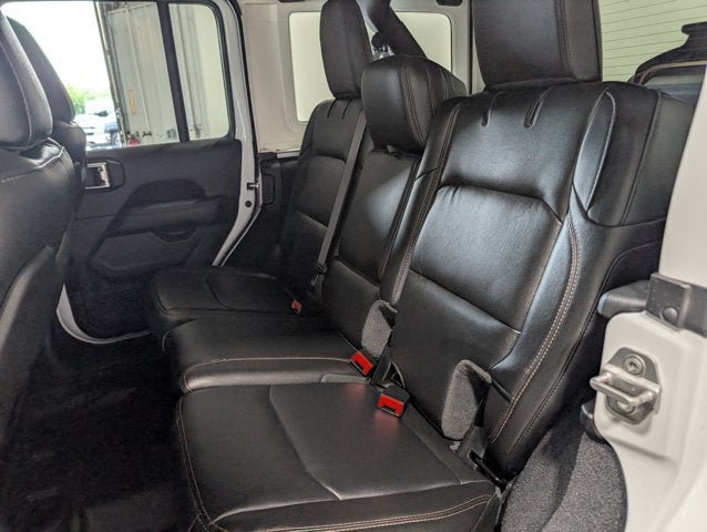 Used 2023 Jeep Wrangler Unlimited Rubicon 392 w/ Xtreme Recon 35" Tire Package AWD/4WD image 17