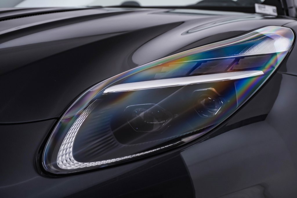 New 2025 Aston Martin DB12 Convertible image 7