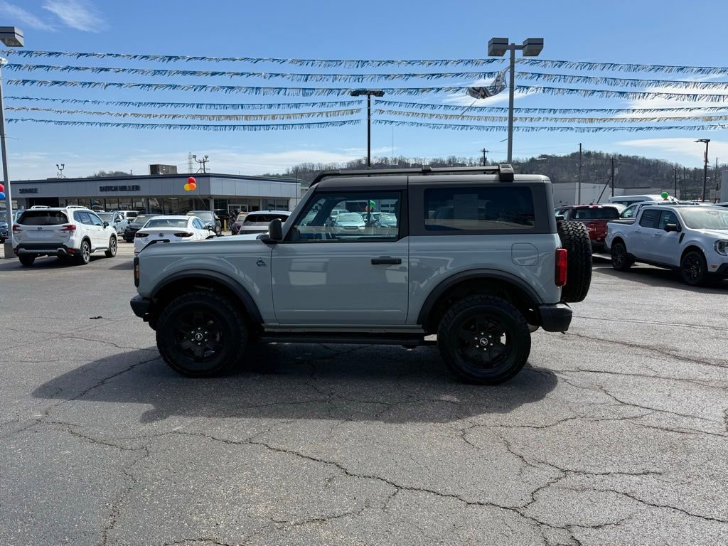 Used 2024 Ford Bronco Black Diamond image 6