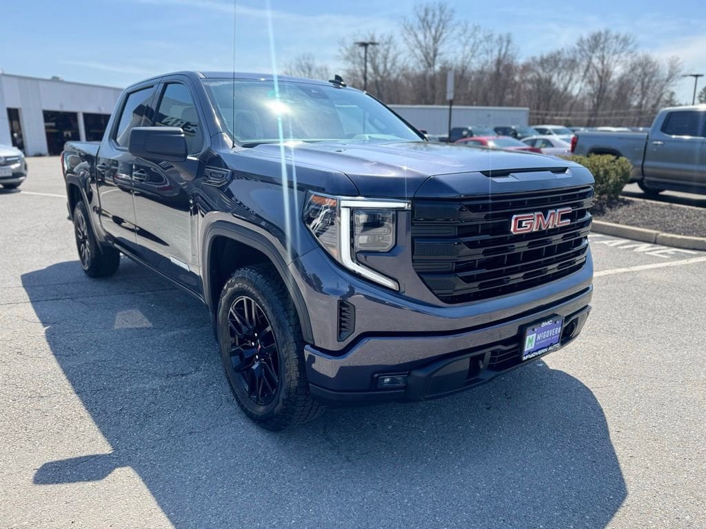 Used 2025 GMC Sierra 1500 Elevation AWD/4WD image 8