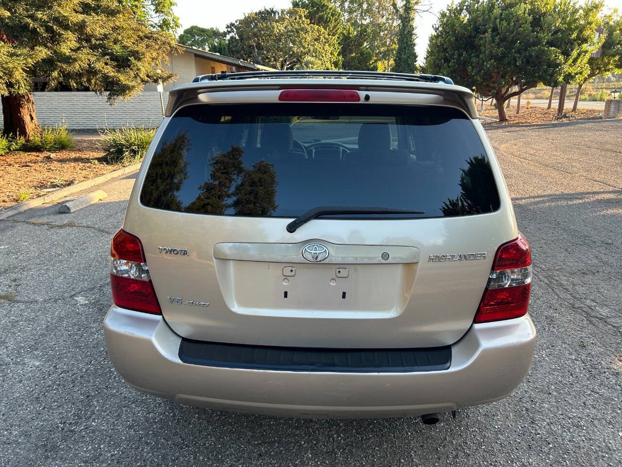 Used 2004 Toyota Highlander 4WD V6 w/ Preferred Pkg image 18