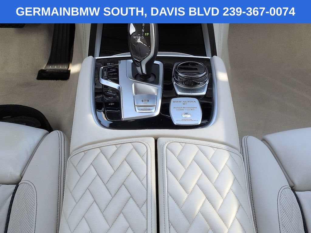 Used 2022 BMW ALPINA B7 xDrive AWD/4WD image 20