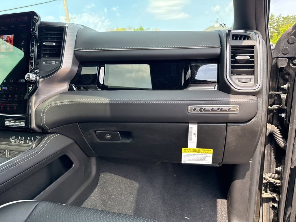 New 2026 RAM 2500 Rebel AWD/4WD image 33