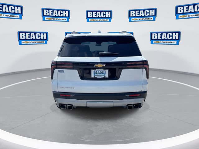 Used 2025 Chevrolet Traverse LT FWD image 7