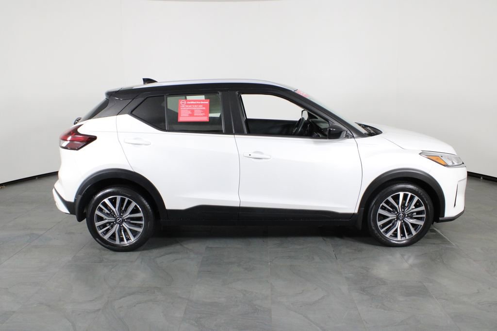 Certified 2023 Nissan Kicks SV FWD image 15