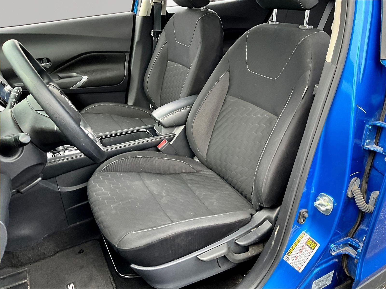 Used 2023 Nissan Kicks SV FWD image 21