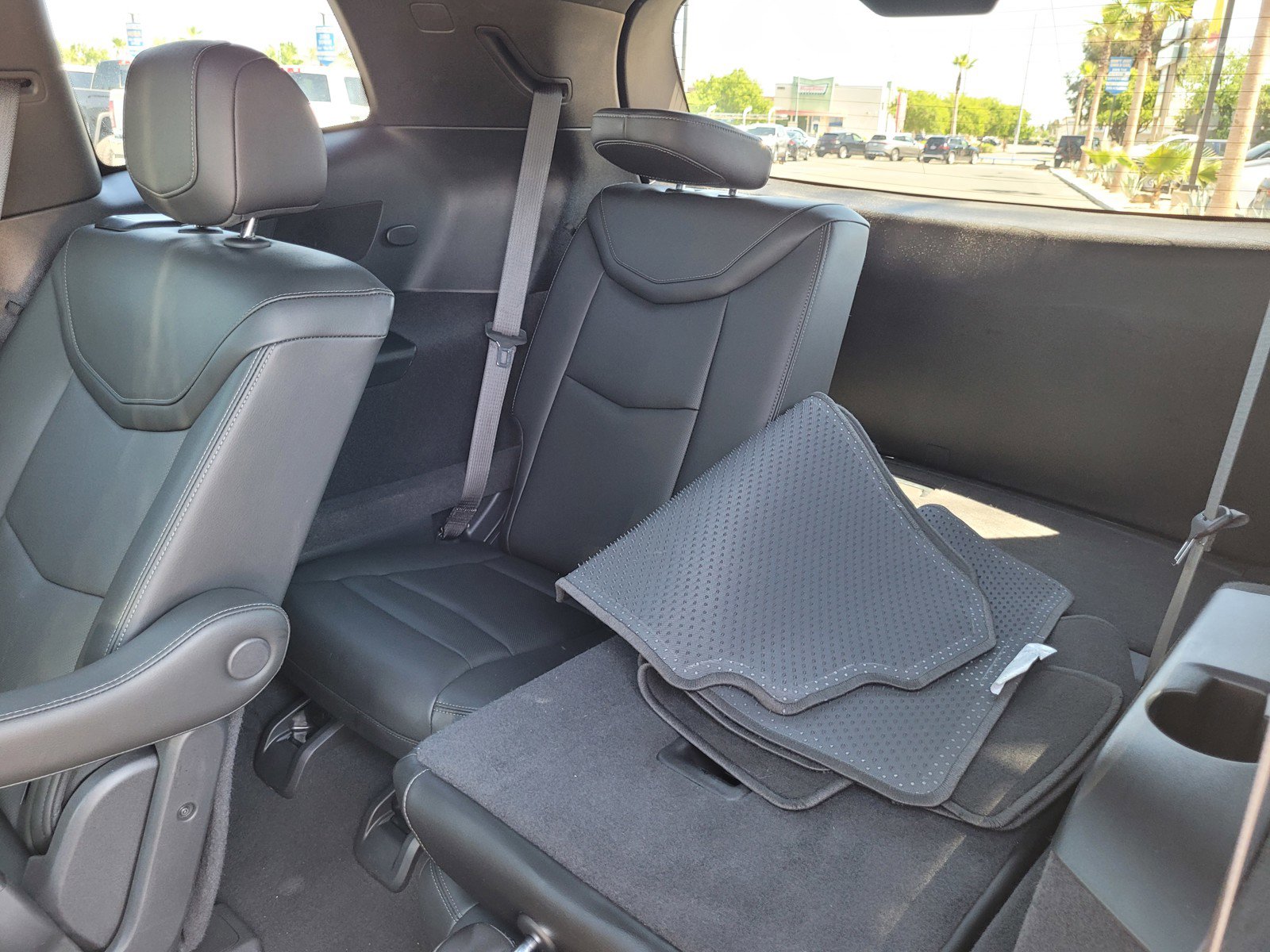 Used 2025 Cadillac XT6 Premium Luxury AWD/4WD image 12